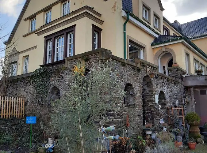 Gartenblick ベルンカステル・クース